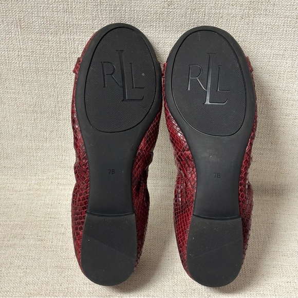 Lauren Ralph Lauren Womens Ballet Flats Red Black Stretch Fit SnakeskinSize 7B - Picture 6 of 8